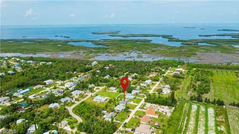 5831 Samoa Dr, Bokeelia FL - photo 12 of 50