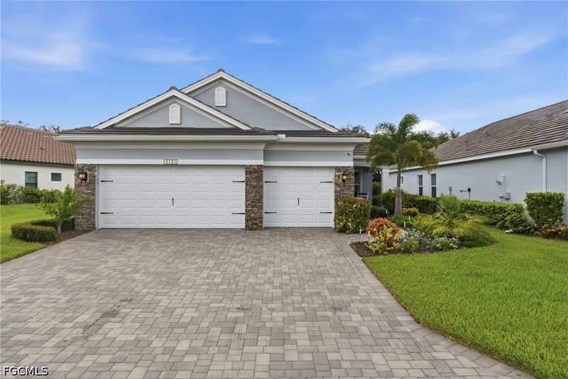 3 bedroom SingleFamilyResidence at 3121 Heritage Pines Dr, Heritage Preserve, Fort Myers — photo 1