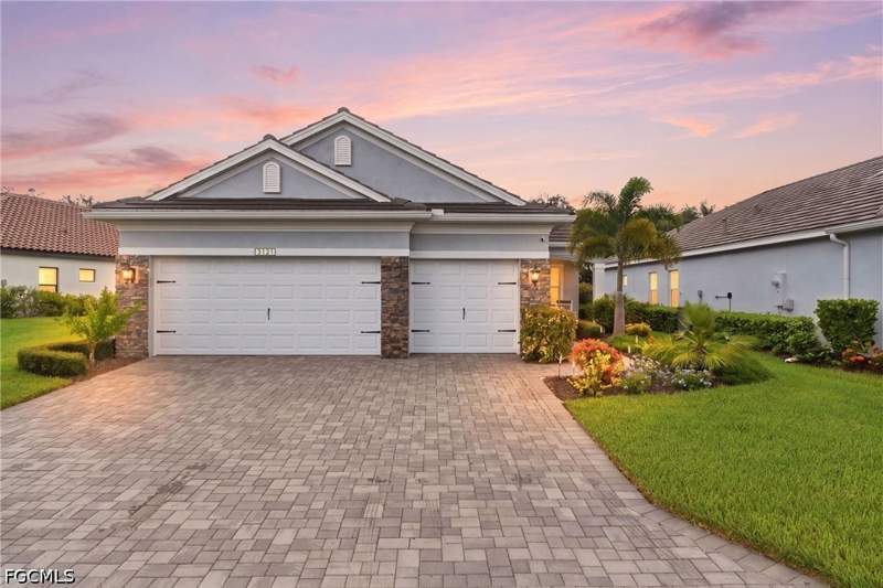 3 bedroom SingleFamilyResidence at 3121 Heritage Pines Dr, Heritage Preserve, Fort Myers — photo 2