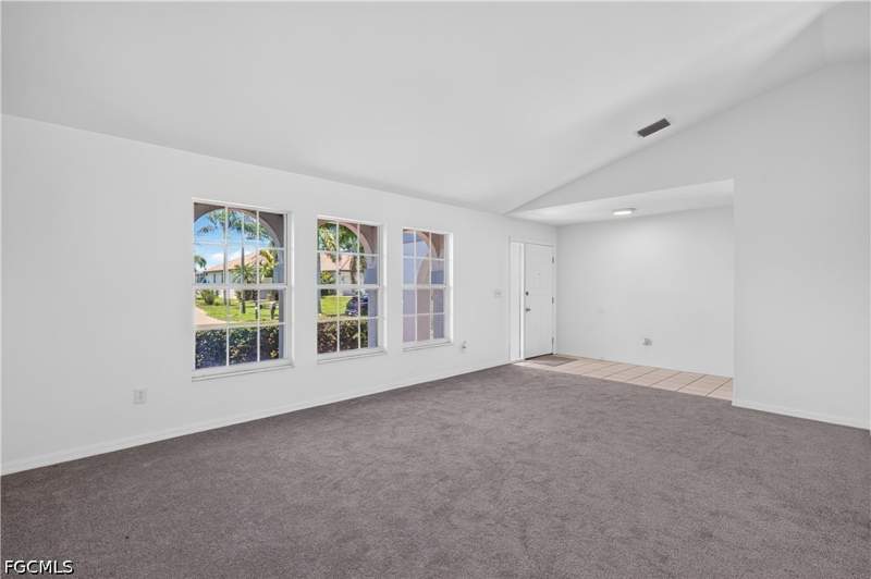 3 bedroom SingleFamilyResidence at 2601 SW 37th Ter, Cape Coral, Cape Coral — photo 5