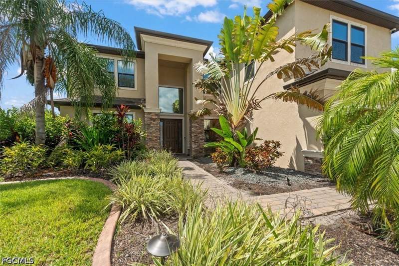 6 bedroom SingleFamilyResidence at 14106 Mindello Dr, Portico, Fort Myers — photo 4