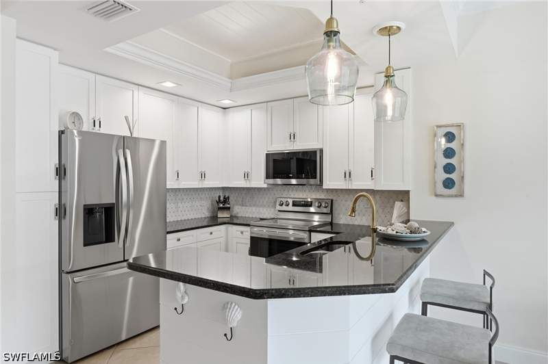 2 bedroom Condominium at 3901 Kens Way 3407, Bonita Village, Bonita Springs — photo 3