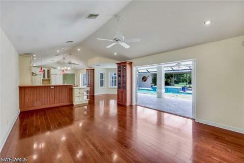 675 Murex Dr, Naples FL - photo 19 of 36