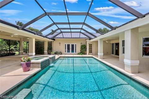 675 Murex Dr, Naples FL - photo 6 of 36