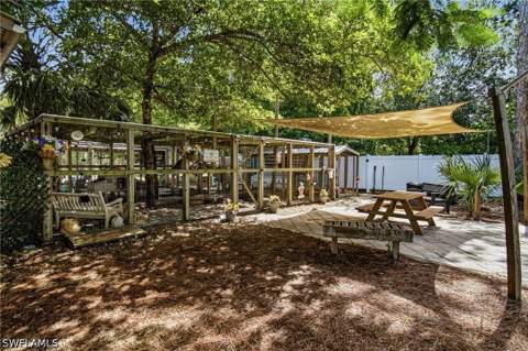 5737 Hidden Oaks Ln, Naples FL - photo 12 of 50