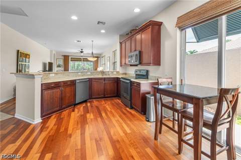 10619 Tirano Ct, Fort Myers FL - photo 11 of 50