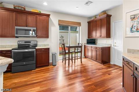 10619 Tirano Ct, Fort Myers FL - photo 8 of 50