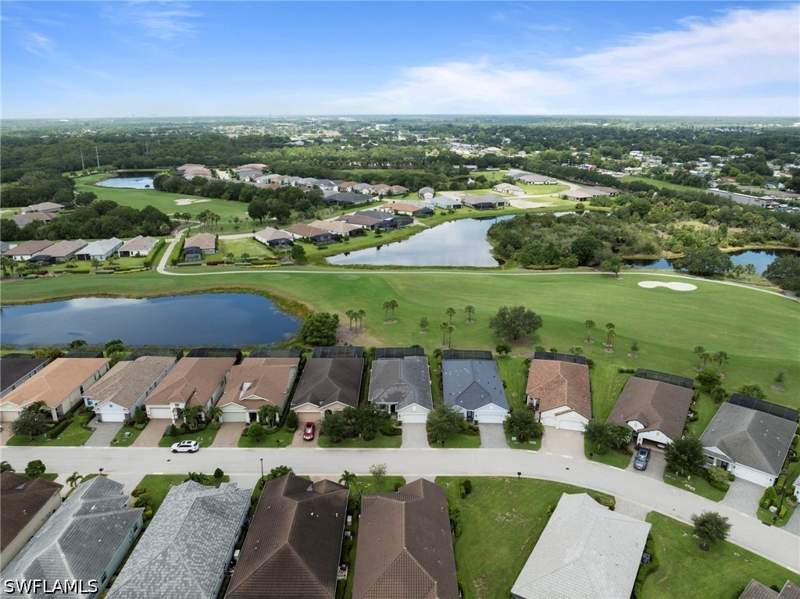3 bedroom SingleFamilyResidence at 2941 Willow Ridge Ct, Willow Ridge, Fort Myers — photo 2