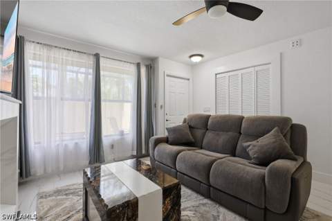 81 Emerald Woods Dr M3, Naples FL - photo 10 of 42