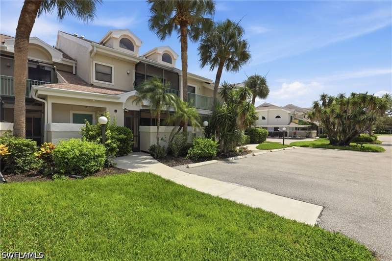 1 bedroom Condominium at 81 Emerald Woods Dr M3, Emerald Woods, Naples — photo 5