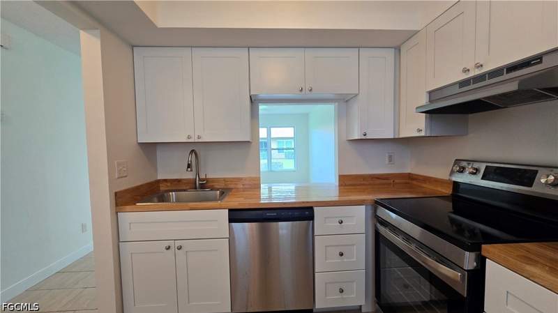 1 bedroom Condominium at 4624 SE 6th Ave 1G, Brian Court Condo, Cape Coral — photo 2