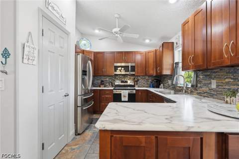 1529 Crestwood Cir W, Lehigh Acres FL - photo 10 of 35