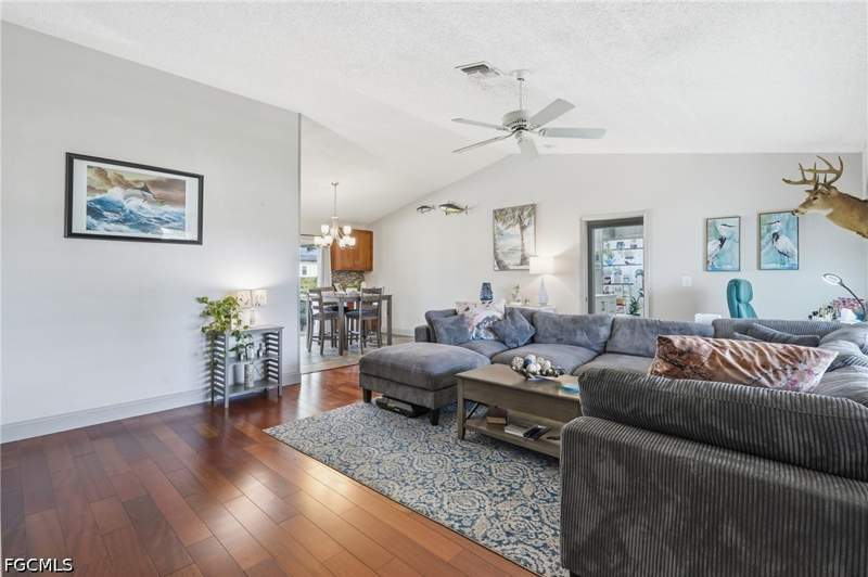 3 bedroom SingleFamilyResidence at 1529 Crestwood Cir W, Lehigh Acres, Lehigh Acres — photo 5