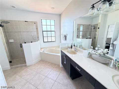 7317 Bristol Cir, Naples FL - photo 14 of 18