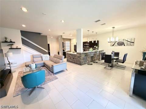 7317 Bristol Cir, Naples FL - photo 9 of 18