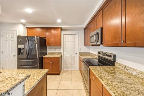 3233 NW 21st St, Cape Coral FL - photo 10 of 48
