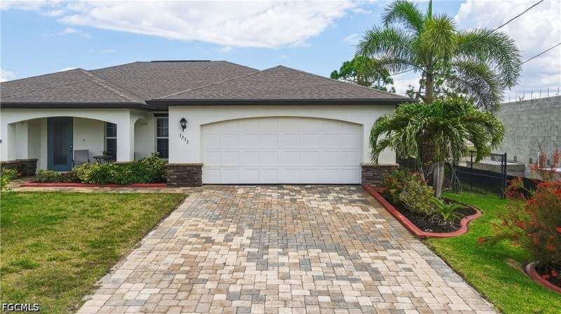 4 bedroom SingleFamilyResidence at 3233 NW 21st St, Cape Coral, Cape Coral — photo 5