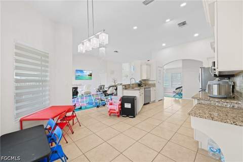 1834 NW 7th Pl, Cape Coral FL - photo 13 of 33