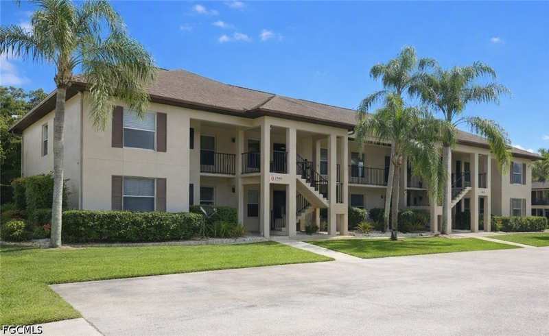 2 bedroom Condominium at 5735 Foxlake Dr 8, Foxmoor Village Condo, North Fort Myers — photo 1