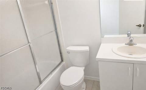 5735 Foxlake Dr 8, North Fort Myers FL - photo 10 of 13
