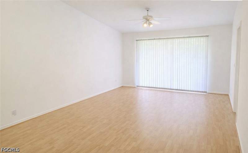 2 bedroom Condominium at 5735 Foxlake Dr 8, Foxmoor Village Condo, North Fort Myers — photo 5