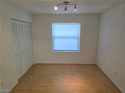 5735 Foxlake Dr 8, North Fort Myers FL - photo 9 of 13