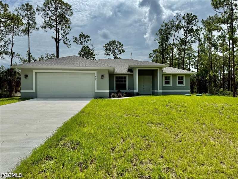 3 bedroom SingleFamilyResidence at 816 Michael Ave, Lehigh Acres, Lehigh Acres — photo 1