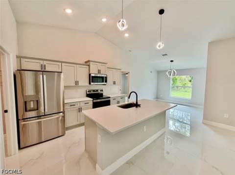 816 Michael Ave, Lehigh Acres FL - photo 15 of 31