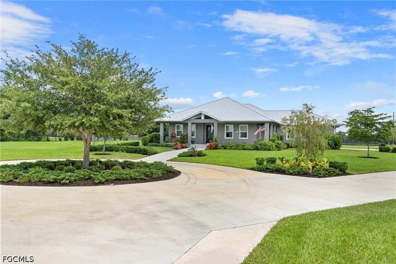 3 bedroom SingleFamilyResidence at 15911 Rivercreek Ct, Alva, Alva — photo 1