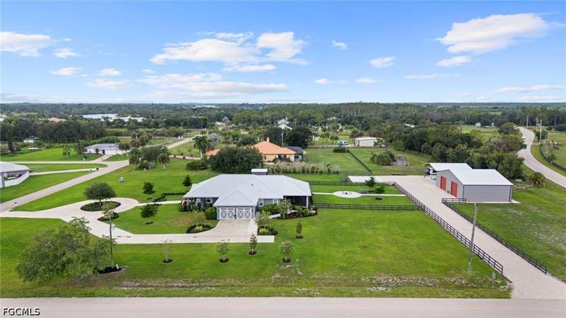 3 bedroom SingleFamilyResidence at 15911 Rivercreek Ct, Alva, Alva — photo 5