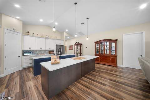 15911 Rivercreek Ct, Alva FL - photo 9 of 46