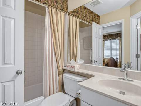 1045 Mainsail Dr 413, Naples FL - photo 16 of 30