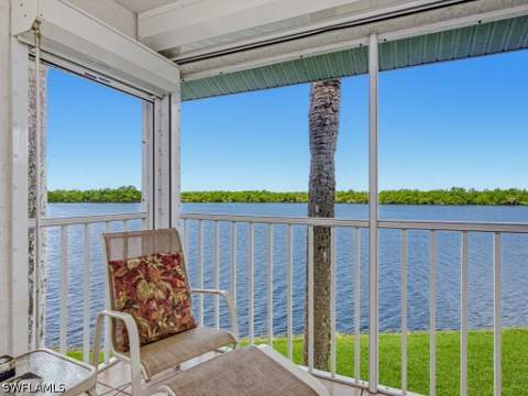 1045 Mainsail Dr 413, Naples FL - photo 17 of 30