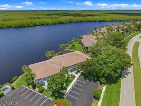 1045 Mainsail Dr 413, Naples FL - photo 24 of 30
