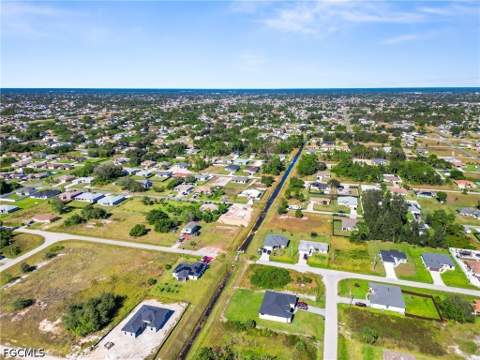 2803 44th St SW, Lehigh Acres FL - photo 8 of 49