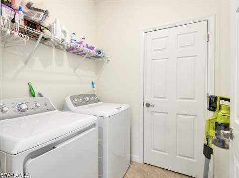 9157 Glenforest Dr, Naples FL - photo 14 of 33