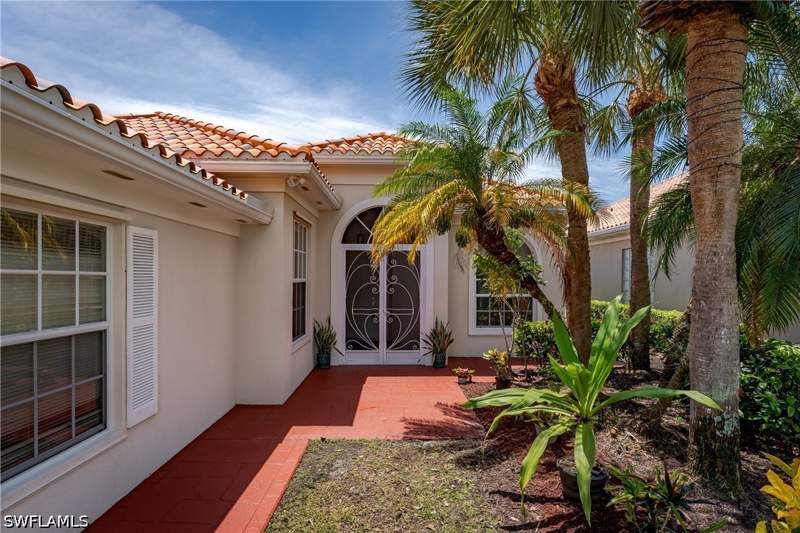 3 bedroom SingleFamilyResidence at 4892 San Pablo Ct, Village Walk, Naples — photo 2