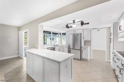 13750 McGregor Blvd, Fort Myers FL - photo 9 of 50