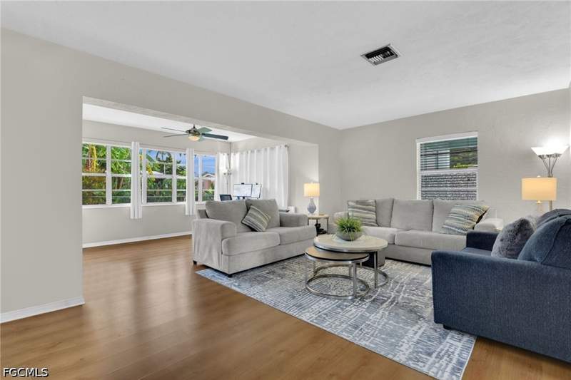 2 bedroom SingleFamilyResidence at 1442 Byron Rd, McGregor Groves, Fort Myers — photo 3