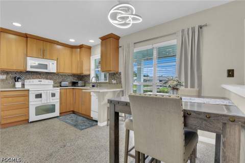 1442 Byron Rd, Fort Myers FL - photo 6 of 21