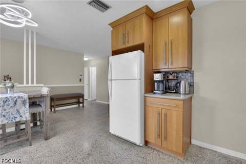 1442 Byron Rd, Fort Myers FL - photo 9 of 21