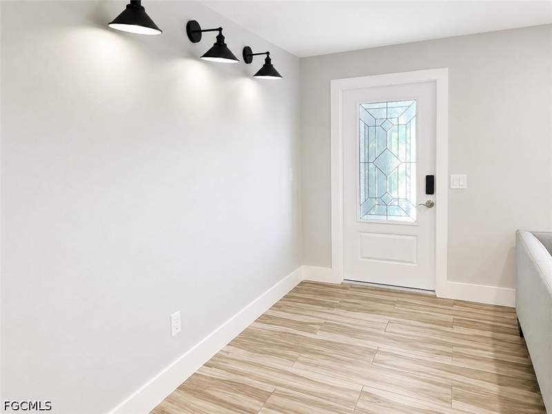 3 bedroom SingleFamilyResidence at 5419 Avenue E, Pine Island Center, Bokeelia — photo 5