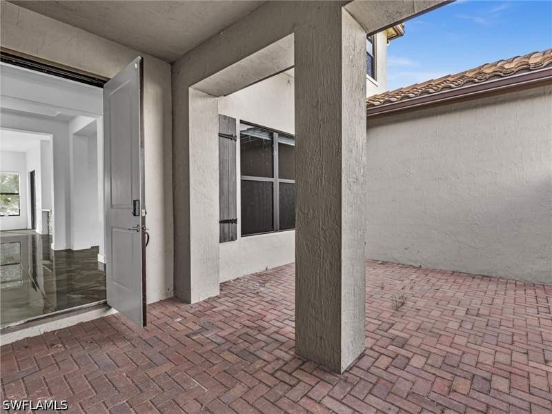5 bedroom SingleFamilyResidence at 4784 Sophia Dr, Maple Ridge, Ave Maria — photo 3