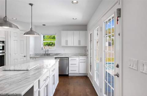 1175 9th Ave N, Naples FL - photo 8 of 34