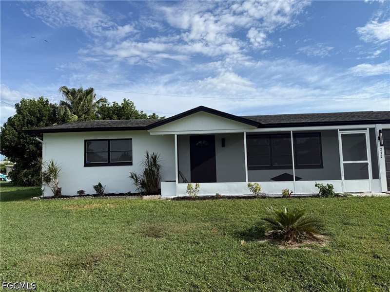 3 bedroom SingleFamilyResidence at 212 Davis Rd, Lehigh Acres, Lehigh Acres — photo 1