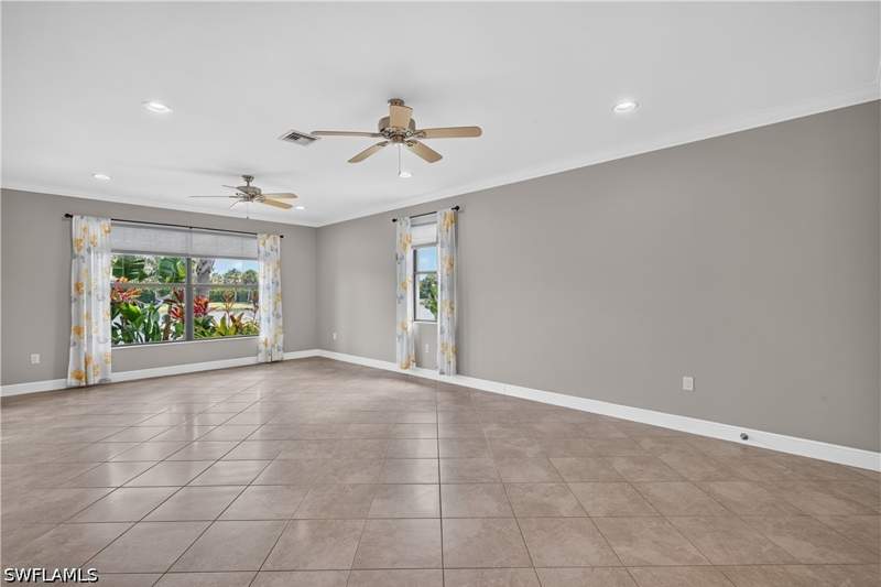 2 bedroom Attached at 1482 Oceania Dr S, Artesia, Naples — photo 4