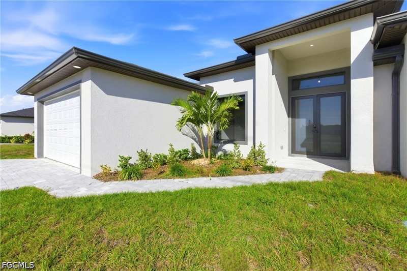 3 bedroom SingleFamilyResidence at 131 Kismet Pkwy E, Cape Coral, Cape Coral — photo 1