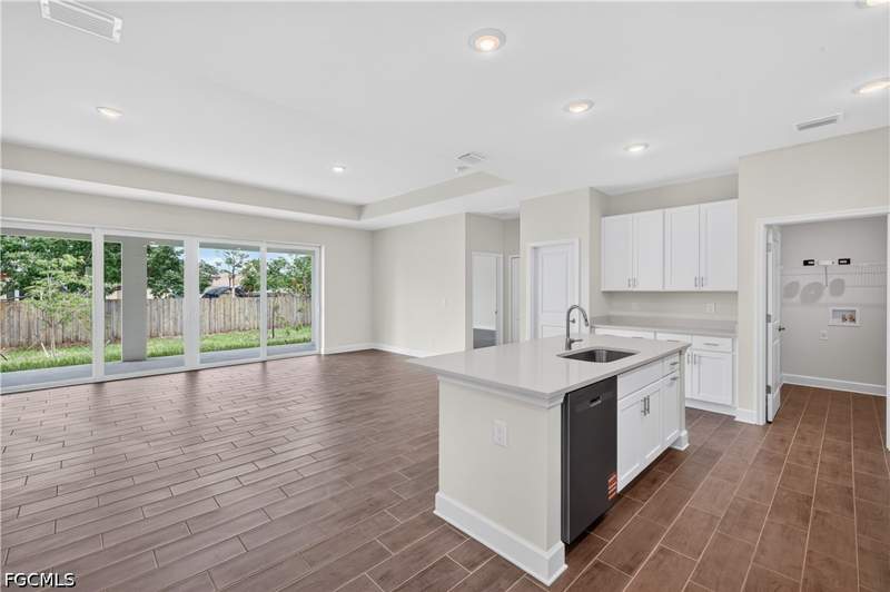 4 bedroom SingleFamilyResidence at 1911 NW 1st Pl, Cape Coral, Cape Coral — photo 4
