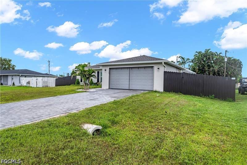 4 bedroom SingleFamilyResidence at 1307 SW 13th Ter, Cape Coral, Cape Coral — photo 3