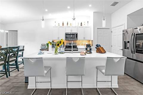 1307 SW 13th Ter, Cape Coral FL - photo 7 of 41
